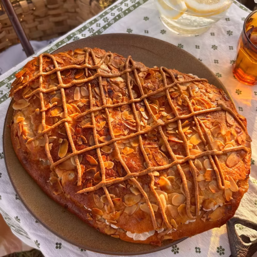 Coca rellena